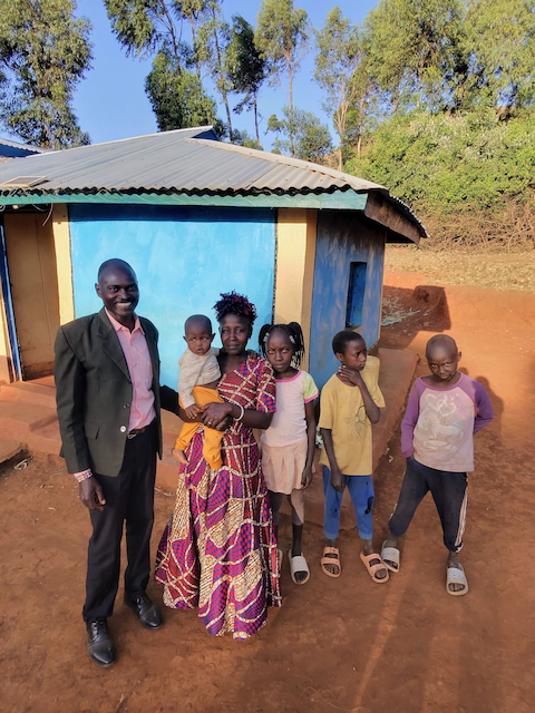 photo 5696 singular display fullPicture